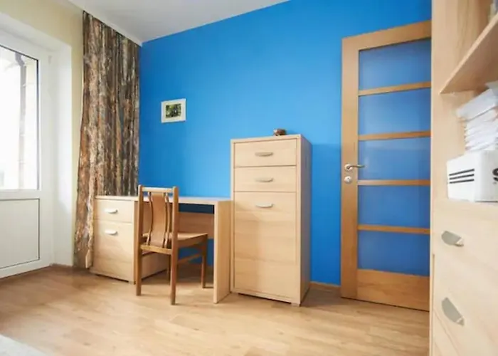 Cozy Private Room In A Three Room Apartment Free Parking Feel Like At Home